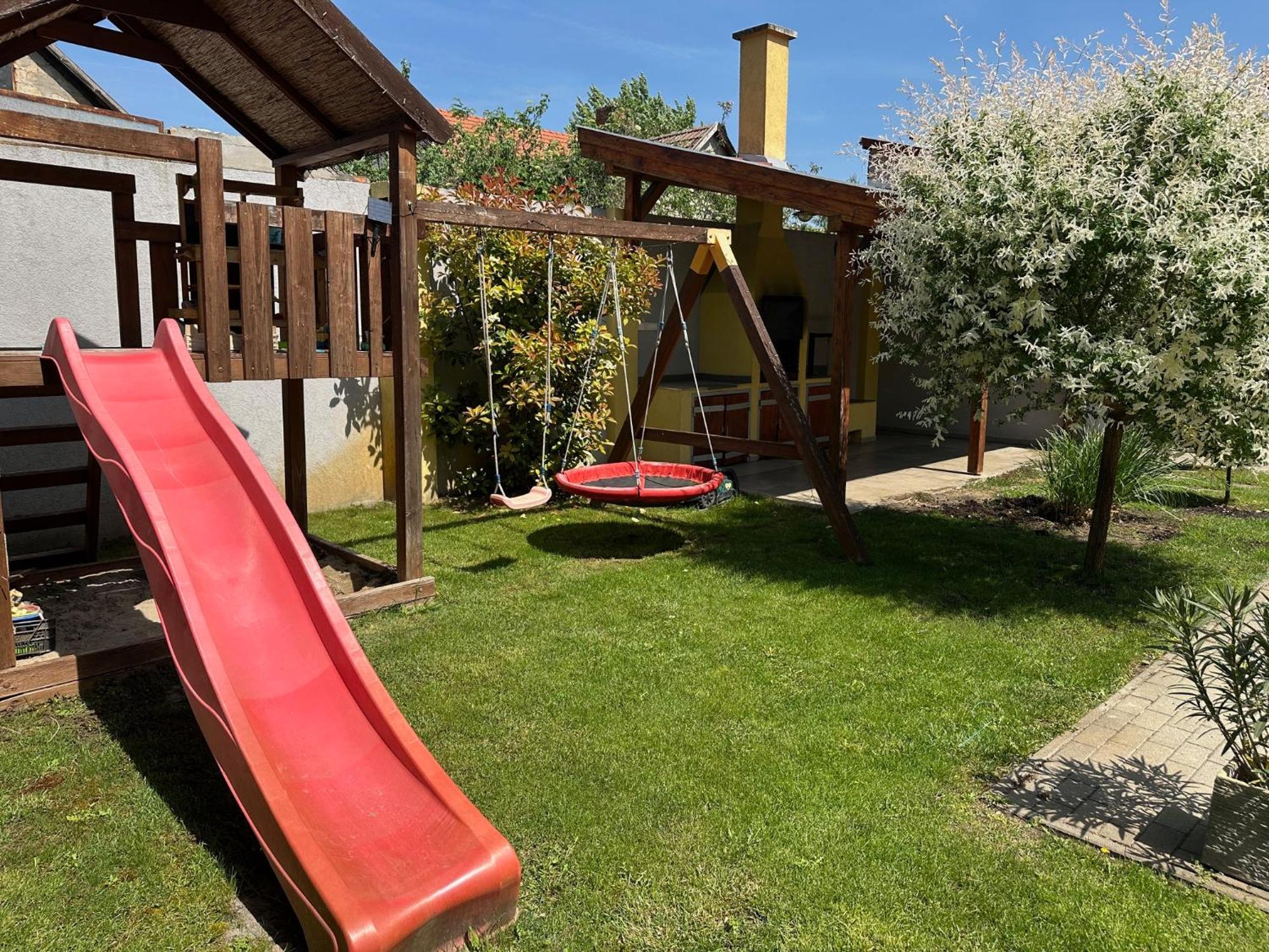 Arviz Apartman Сегед Экстерьер фото