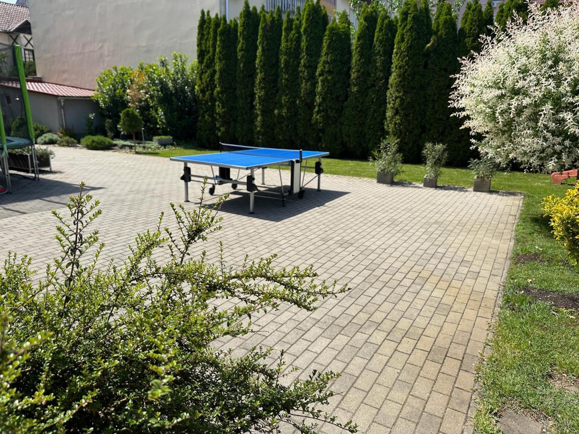 Arviz Apartman Сегед Экстерьер фото