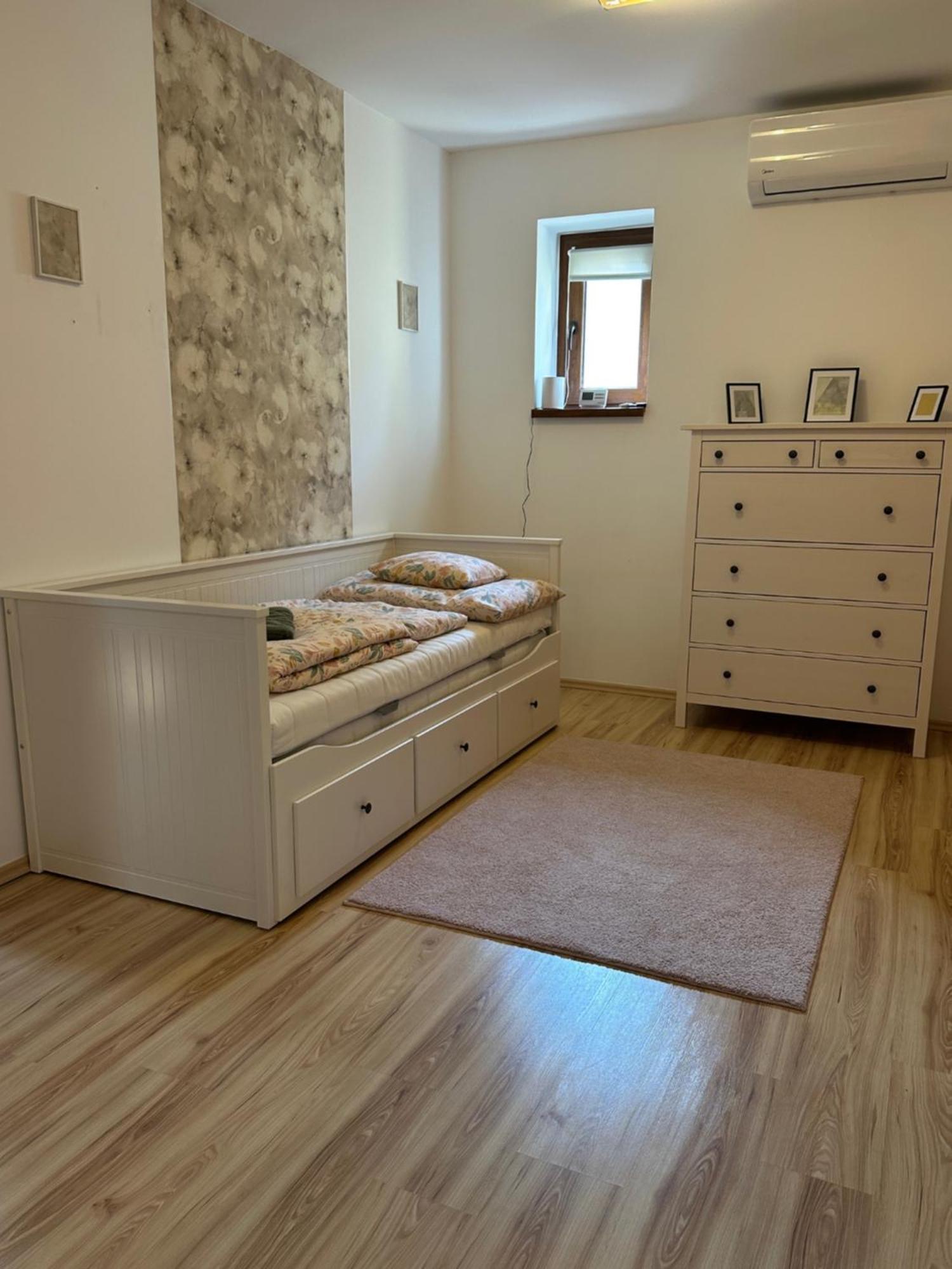 Arviz Apartman Сегед Экстерьер фото